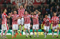 Para pemain Stoke melakukan perayaan usai menang adu penalti. Alex Morton/Reuters/detikFoto.