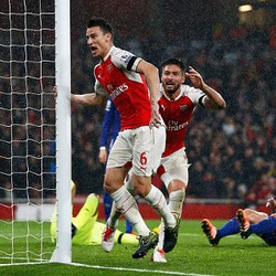 Henry: Arsenal Juara Liga? Bisa Saja