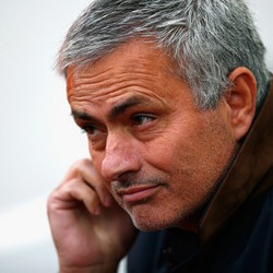 Chelsea Cuma Perlu Lewati Titik Kritis, Mourinho Layak Diberi Waktu