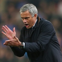 Etoo Yakin Mourinho Tak Akan Tinggalkan Chelsea