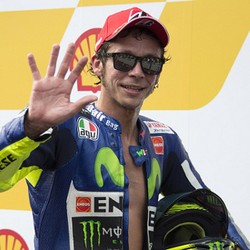 Lebih dari 400 Ribu Suara Tuntut Penalti Rossi Dicabut