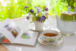 Makan Siang Atau Capek Bekerja? Nikmati Teh yang Cocok Agar Tubuh Bugar (1)