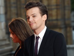 Pesta Gila-gilaan, Louis Tomlinson 1D Diusir Keluar dari Hotel