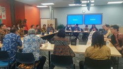Sambangi Kantor Facebook, Ini yang Dibicarakan Menteri Rudiantara