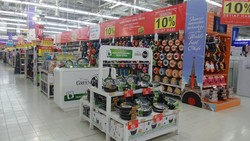 Peralatan Masak, Rice Cooker, Hingga Parfum Banting Harga di Carrefour