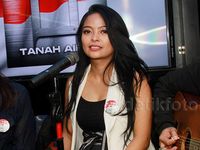 Tantri 'Kotak' Hamil 4 Bulan