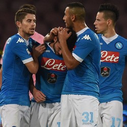 Napoli dan Fiorentina Sama-sama Raih Poin Penuh