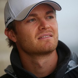 Misi Awal Rosberg Akhiri Musim dengan Manis
