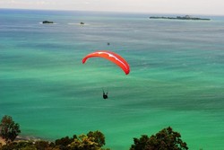 Terbang Melayang di Sumatera Barat