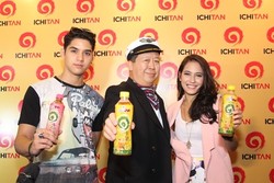 Minum Teh Menjadi Ritual Pevita Pearce untuk Menjaga Kebugaran Tubuh