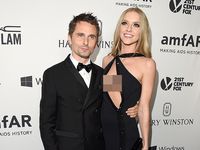Cantik dan Seksinya Pacar Matt Bellamy