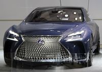 Si Canggih Lexus LF-FC