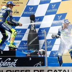 Rossi di Tengah Kepungan Pebalap-pebalap Spanyol