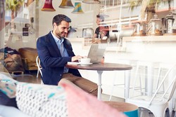 Inilah 5 Tempat Minum Kopi Enak di Vietnam