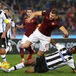 Mancini: Inter Waspadai Dzeko