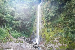 Alap-alap, Air Terjun Tersembunyi di Kaki Gunung Dempo