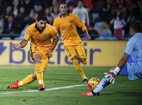 Suarez-Neymar Antarkan Barca Taklukkan Getafe