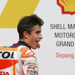 Akibat Insiden dengan Rossi, Marquez Diserbu Jurnalis Italia
