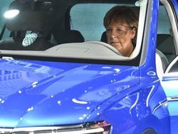 Minimalisir Dampak Skandal Emisi, Bos VW Temani Kanselir Jerman ke China