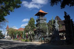 Indonesia Itu Damai, 5 Rumah Ibadah Bisa Berjajar di Bali