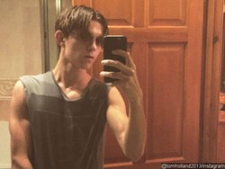 Perankan Spider-Man Baru, Tom Holland Kini Lebih Berotot
