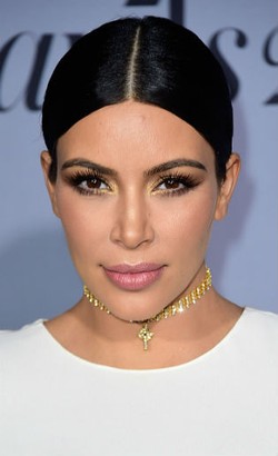 Nasihat Kecantikan Terburuk dari Kim Kardashian