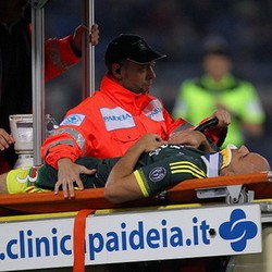 Sempat Pingsan, Alex Dilarikan ke Rumah Sakit