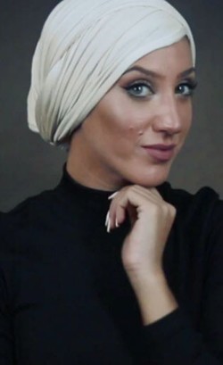 Video: 7 Gaya Hijab Termudah & Cepat untuk Dikreasikan