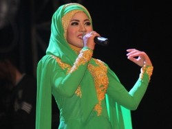 Risti Ideris Bicara Soal Hijab dan Karier di Musik Dangdut
