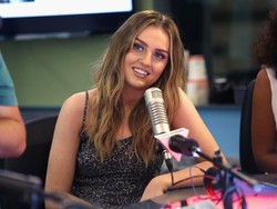 Putus dari Zayn Malik, Perrie Edwards Cari Pacar Lewat Instagram