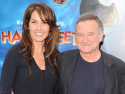 Bicara Soal Penderitaan Mendiang Robin Williams, Sang Istri Tersedu