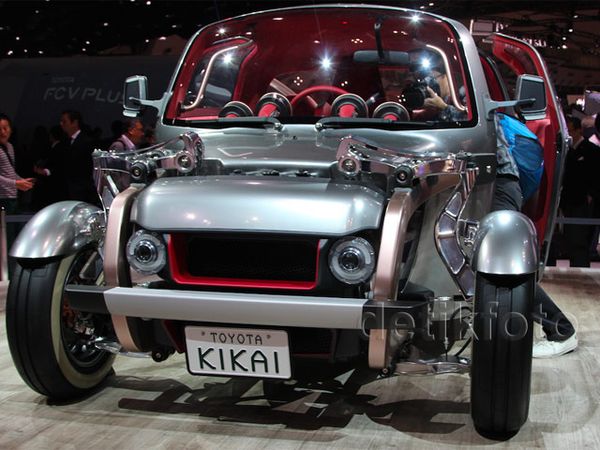 Kikai, Mobil Liar Buatan Toyota