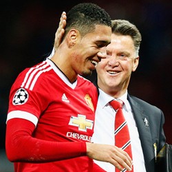 Apresiasi Van Gaal untuk Penyelamatan Michael Smalling