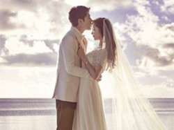 Serasinya Han Groo dan Kekasih Berbusana Pengantin