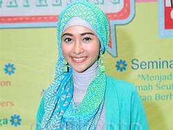 Gara-gara Surat Cinta Palsu, Poppy Bunga Ditembak di Tengah Hujan