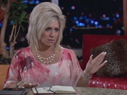 Bicara dengan Arwah Jadi Teknik Pengobatan Theresa Caputo