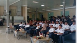 Jonan dan Tom Lembong Resmikan 3 Rute Tol Laut