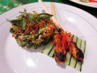 Serunya Belajar Membuat Lawar, Sate Lilit, dan Es Kuwut Khas Bali!