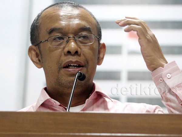 Kemenpora Minta FIFA dan AFC Konsisten