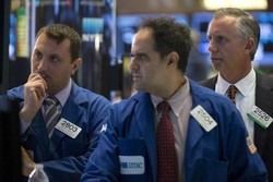 Wall Street Positif, Nasdaq Cetak Rekor