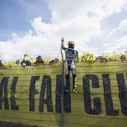 Fans Rossi di Spanyol: Jadi Musuh di Rumah Sendiri