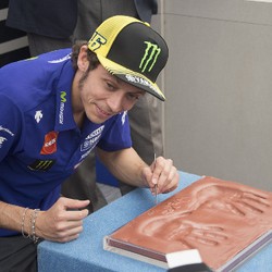 Muncul Permintaan Hapus Nama Rossi dari Walk of Fame Jerez