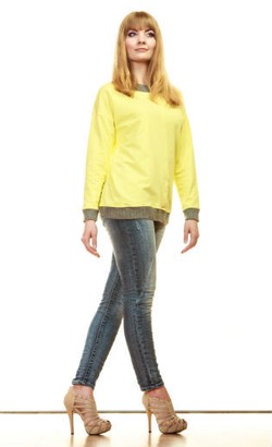 Pakai Baju Warna-warni Bisa Picu Kenaikan Gaji dan Promosi, Benarkah?