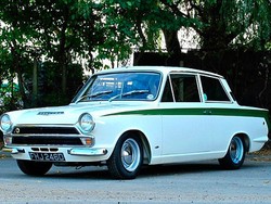 Sedan Bekas Milik Pentolan Geng Motor Inggris Ini Diperkirakan Laku Rp 1,1 M