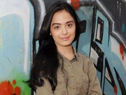 Jadi Artis Hanya Hobi, Vebby Palwinta Ingin Jadi Notaris