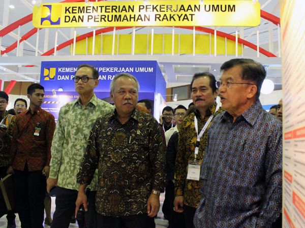 JK Hadiri Pameran Konstruksi Indonesia 2015
