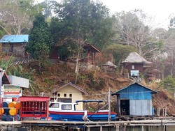 Desa Istimewa di Pesisir Raja Ampat
