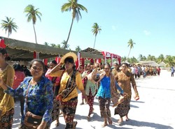 Festival Kain Tenun Digelar di Pulau Rote