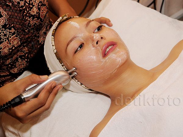 Voke Victoria Percantik Diri