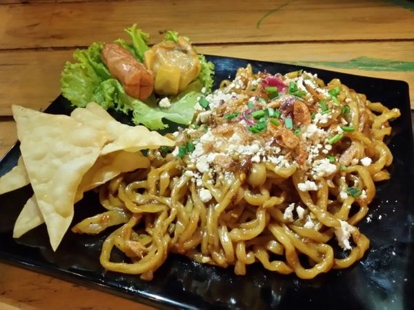 Huah! Pedasnya Mie Predator di Alien Noodle